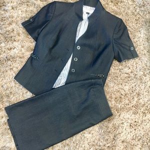Tahari skirt suit